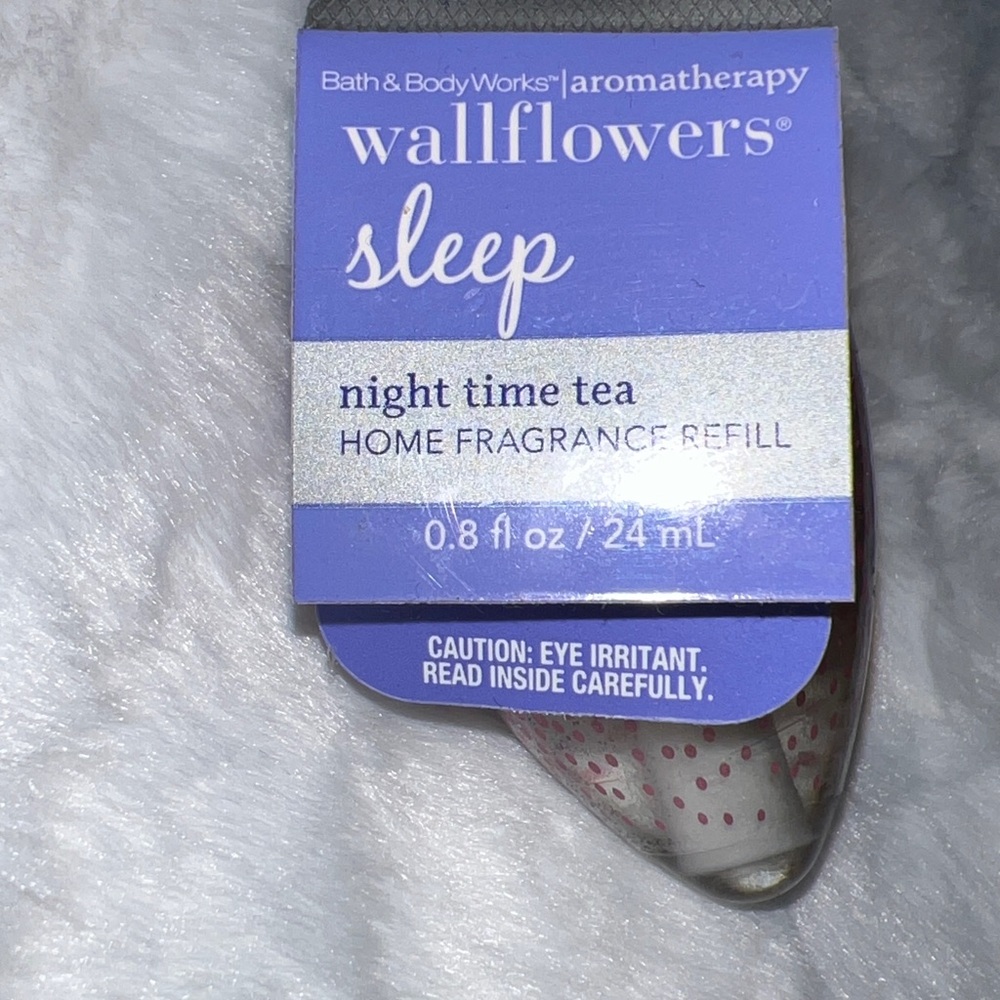 Night Time Tea Bath & Body Works Aromatherapy Wallflowers Refill - Picture 3 of 5